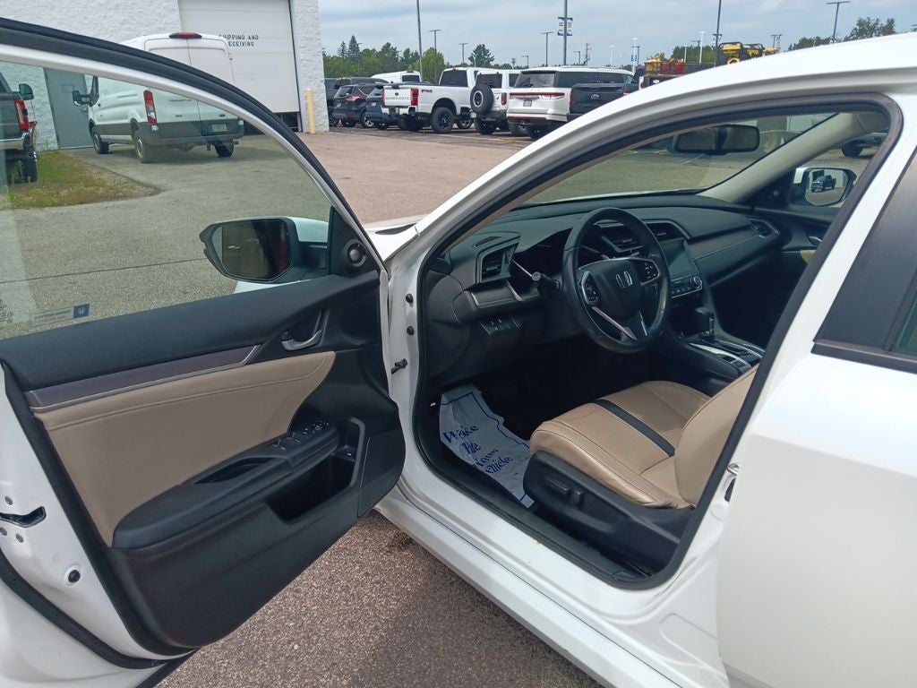 2017 Honda Civic Touring