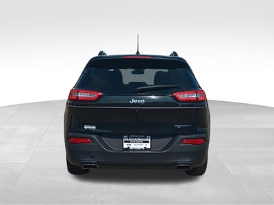2016 Jeep Cherokee Sport