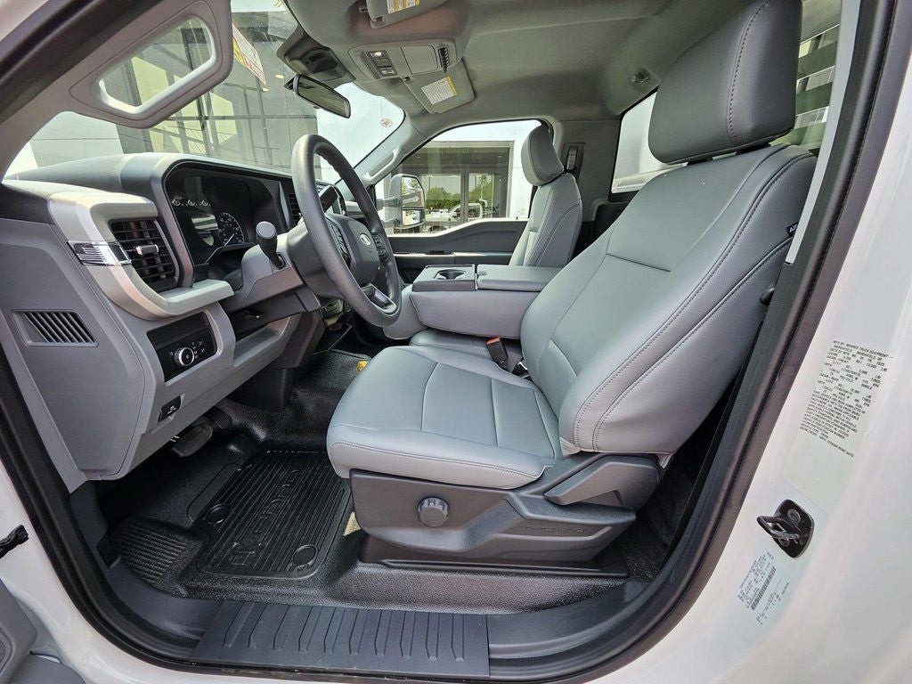 2025 Ford F-350SD XL DRW