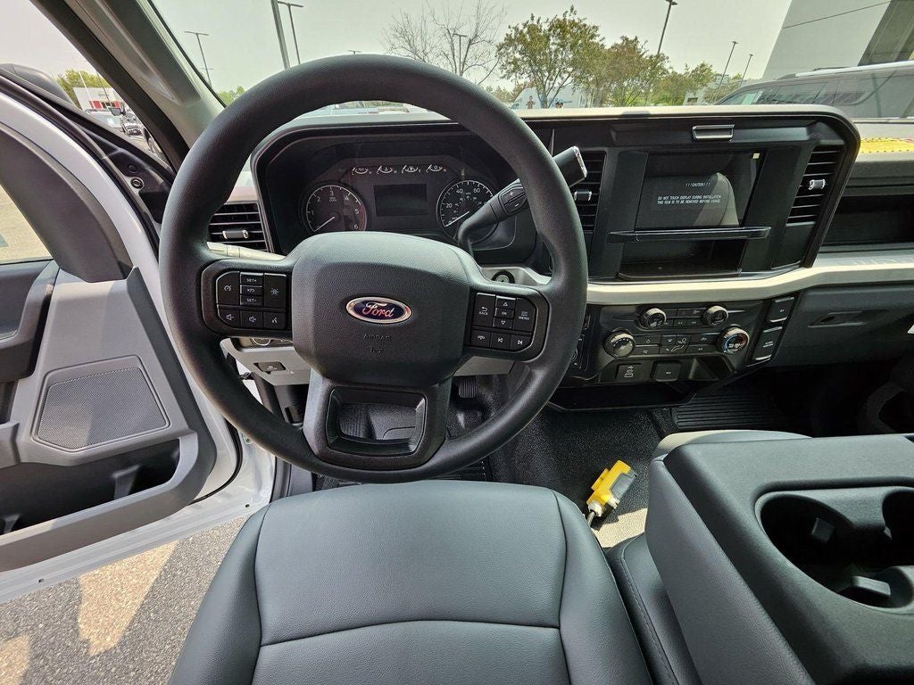 2025 Ford F-350SD XL DRW