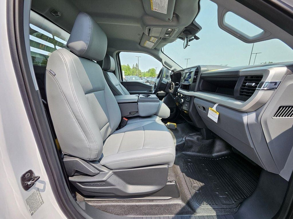 2025 Ford F-350SD XL DRW