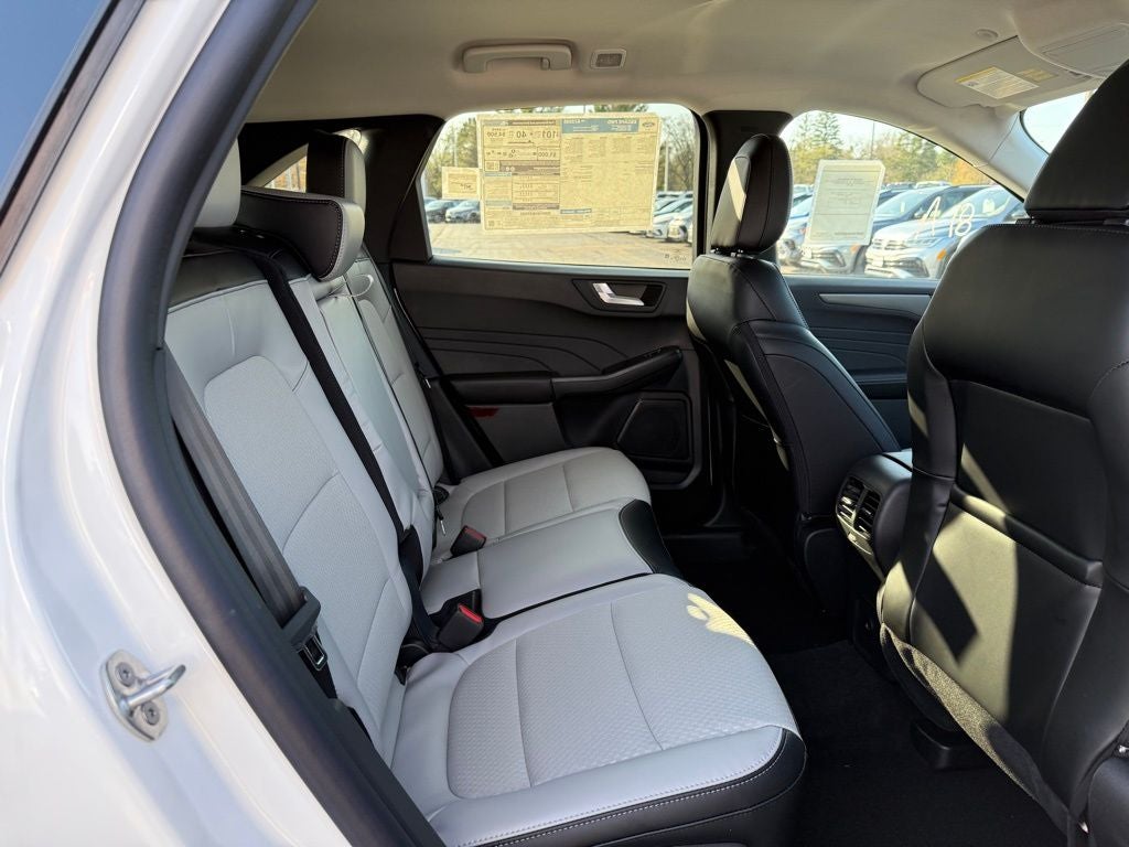 2025 Ford Escape Plug-In Hybrid Base