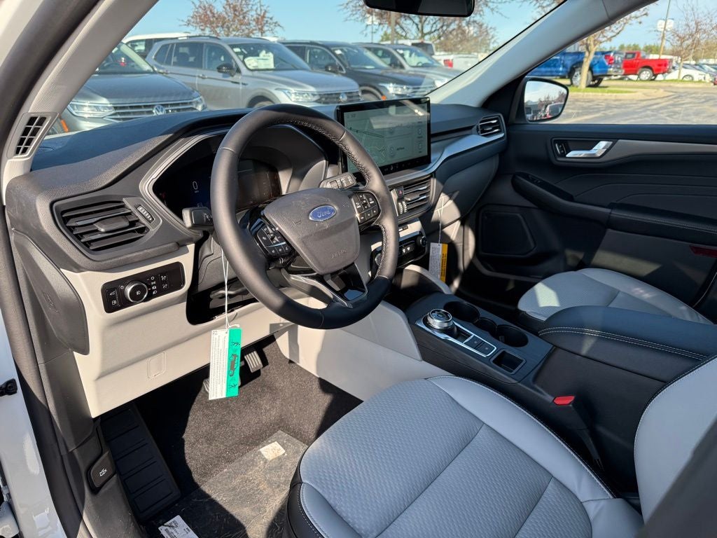 2025 Ford Escape Plug-In Hybrid Base