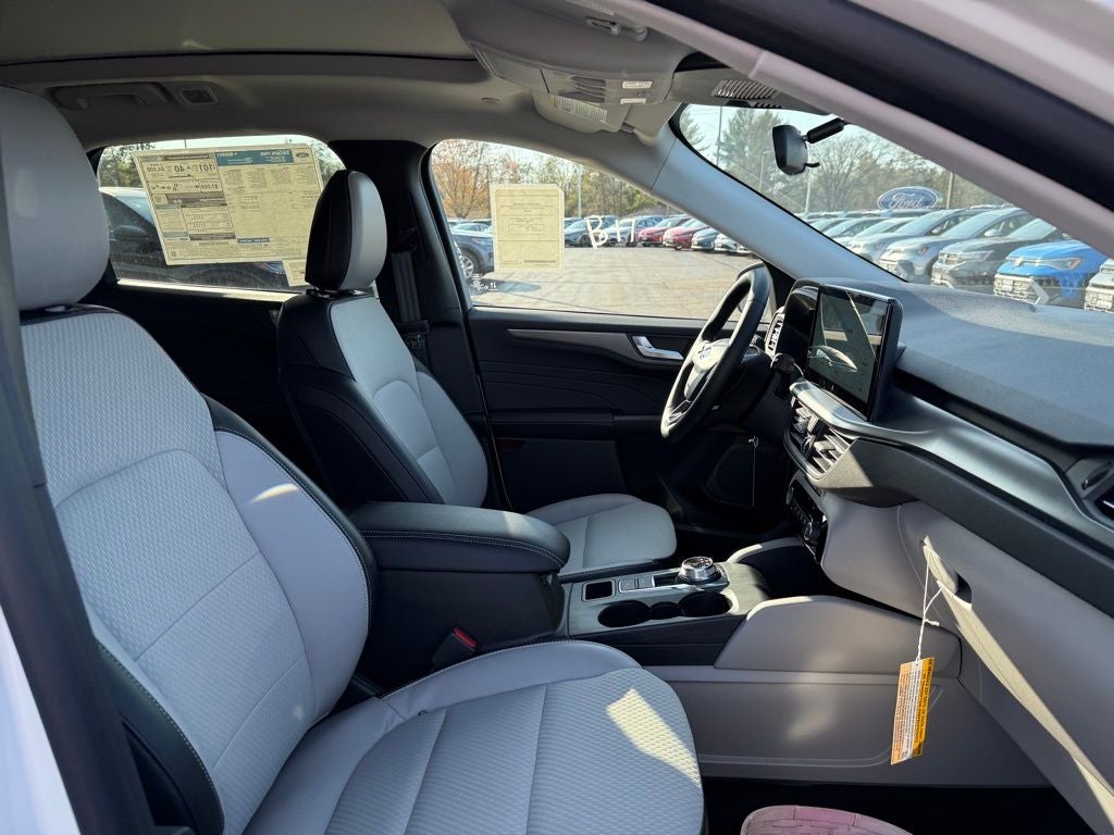 2025 Ford Escape Plug-In Hybrid Base