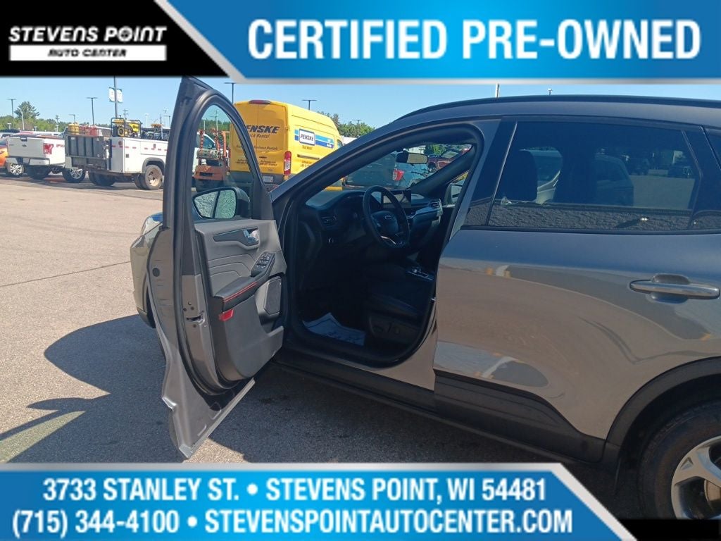 2025 Ford Escape ST-Line