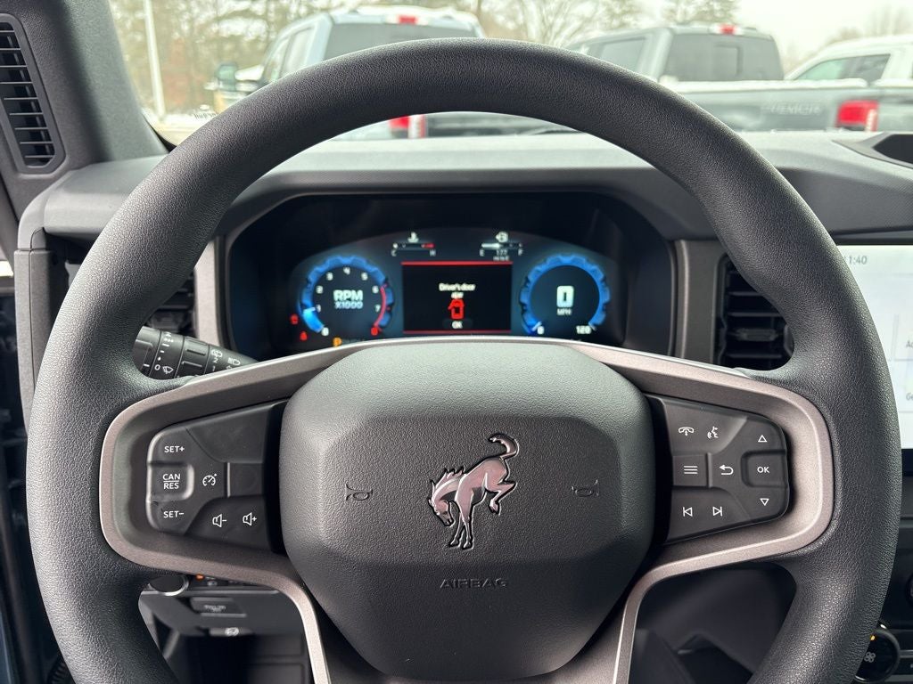 2025 Ford Bronco Base