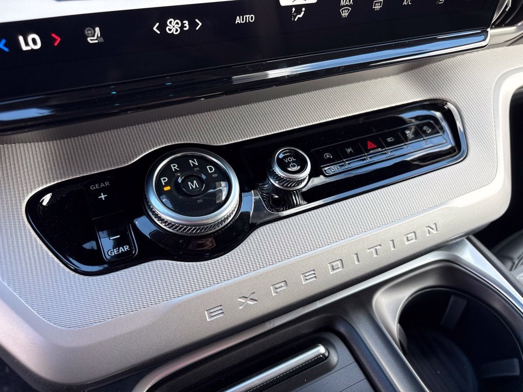 2027 Ford Expedition Max MAX Active
