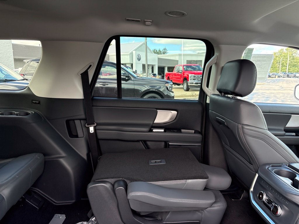 2027 Ford Expedition Max MAX Active