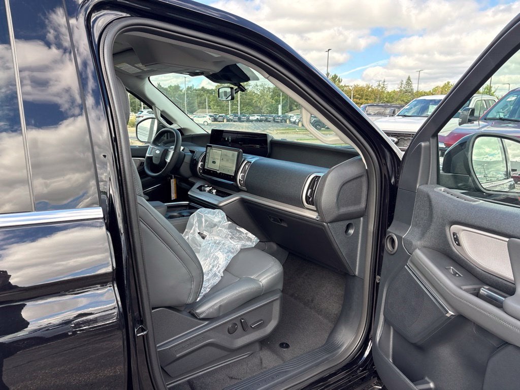 2027 Ford Expedition Max MAX Active