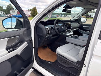 2027 Ford Expedition Max MAX Platinum