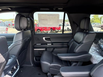 2027 Ford Expedition Max MAX Platinum