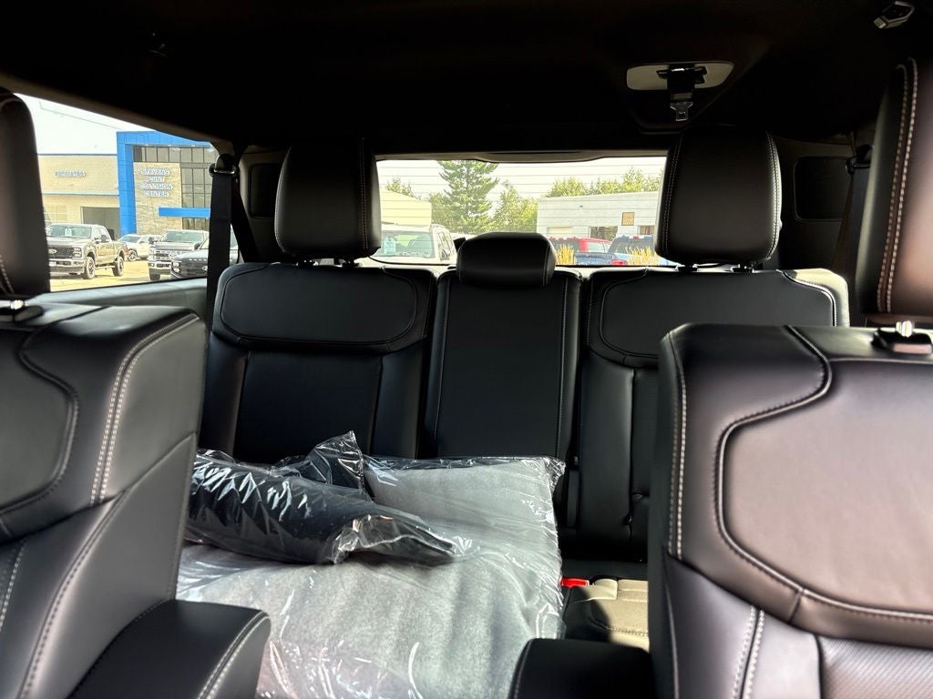 2027 Ford Expedition Max MAX Platinum