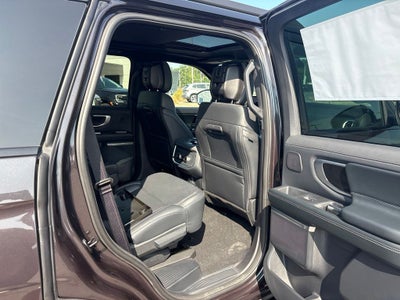 2027 Ford Expedition Platinum