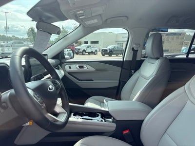 2026 Ford Explorer Active w/100A Pkg