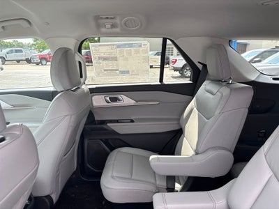 2026 Ford Explorer Active w/100A Pkg
