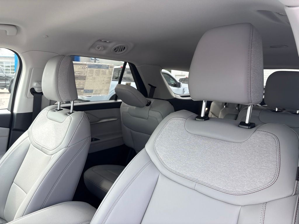2026 Ford Explorer Active w/100A Pkg