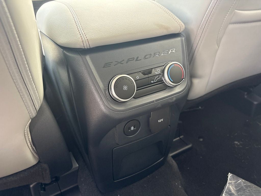 2026 Ford Explorer Active w/100A Pkg