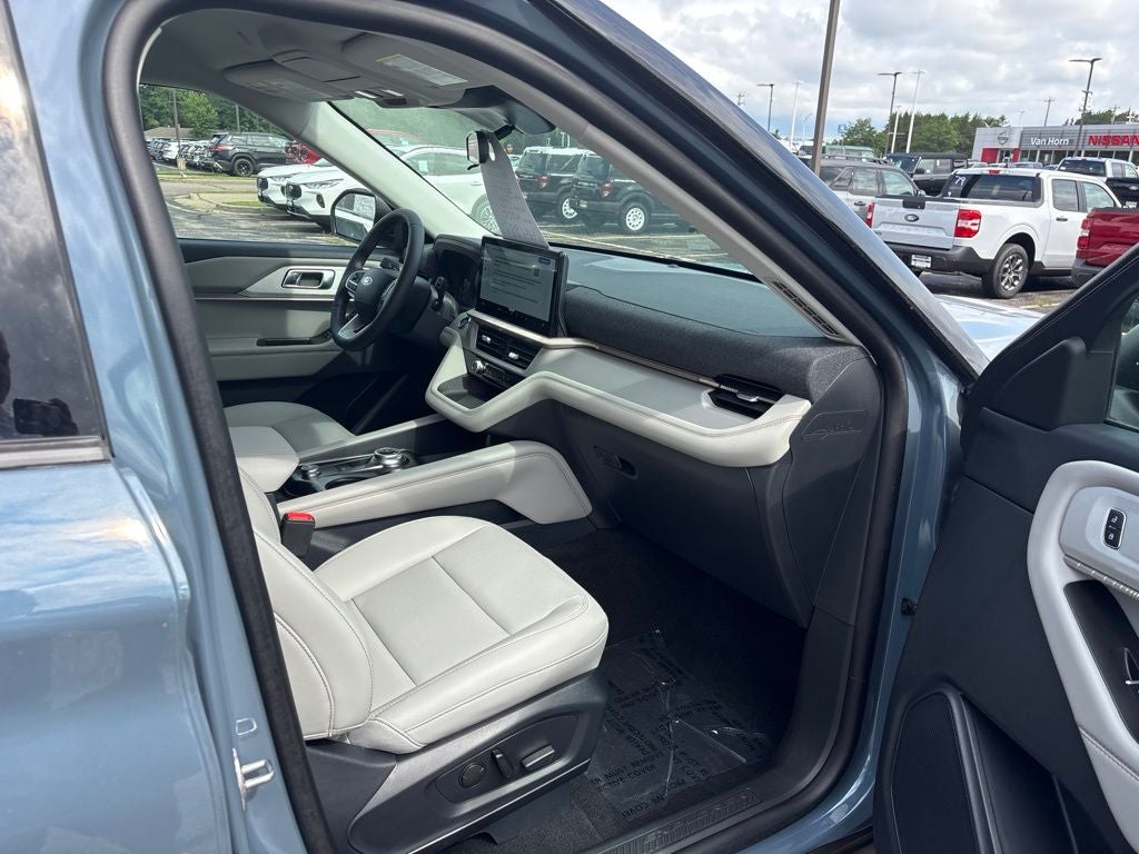 2026 Ford Explorer Active w/100A Pkg