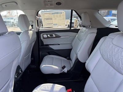 2026 Ford Explorer Platinum