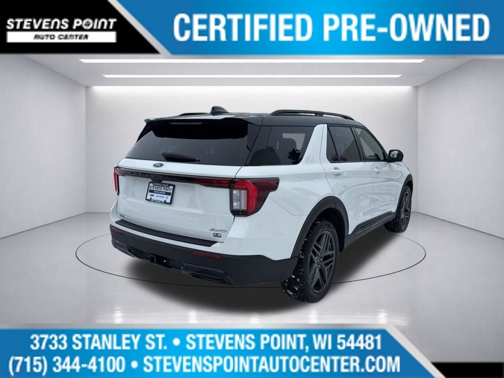 2025 Ford Explorer ST-Line