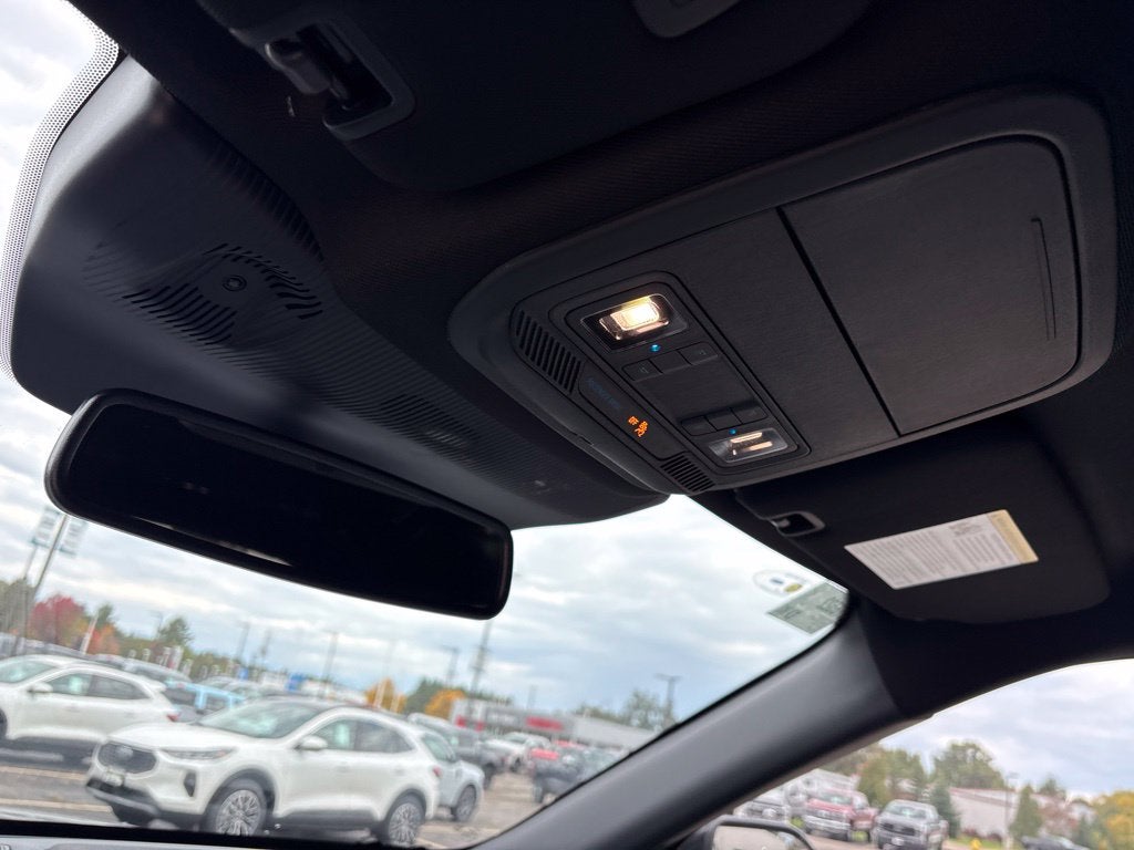 2027 Ford Explorer Platinum™