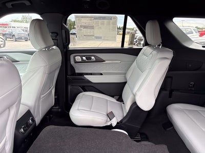 2027 Ford Explorer Platinum™
