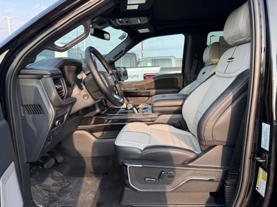 2025 Ford F-150 Lightning Platinum