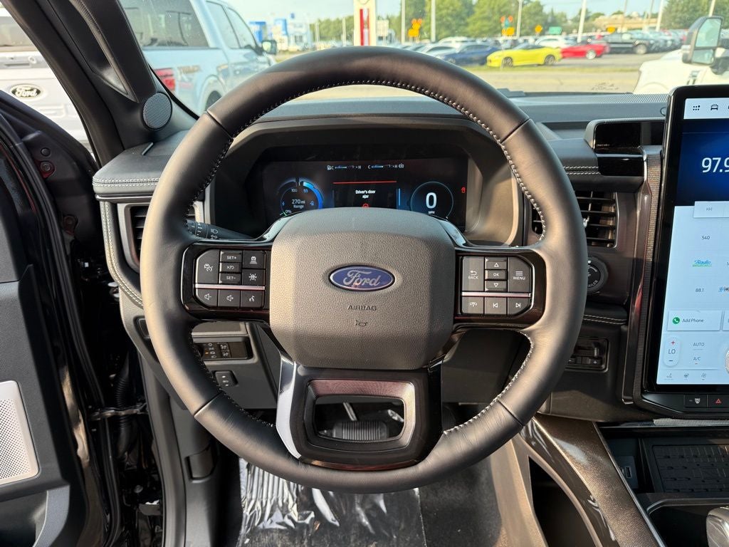 2025 Ford F-150 Lightning Platinum