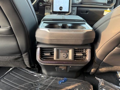 2025 Ford F-150 Lightning Platinum