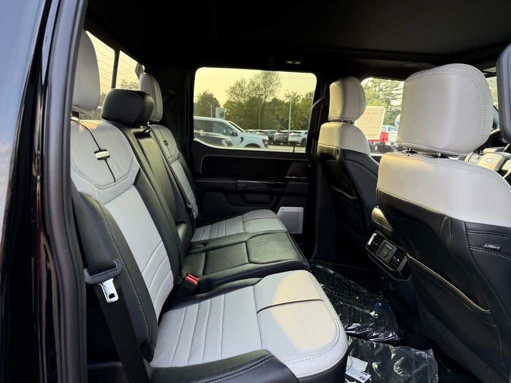 2025 Ford F-150 Lightning Platinum