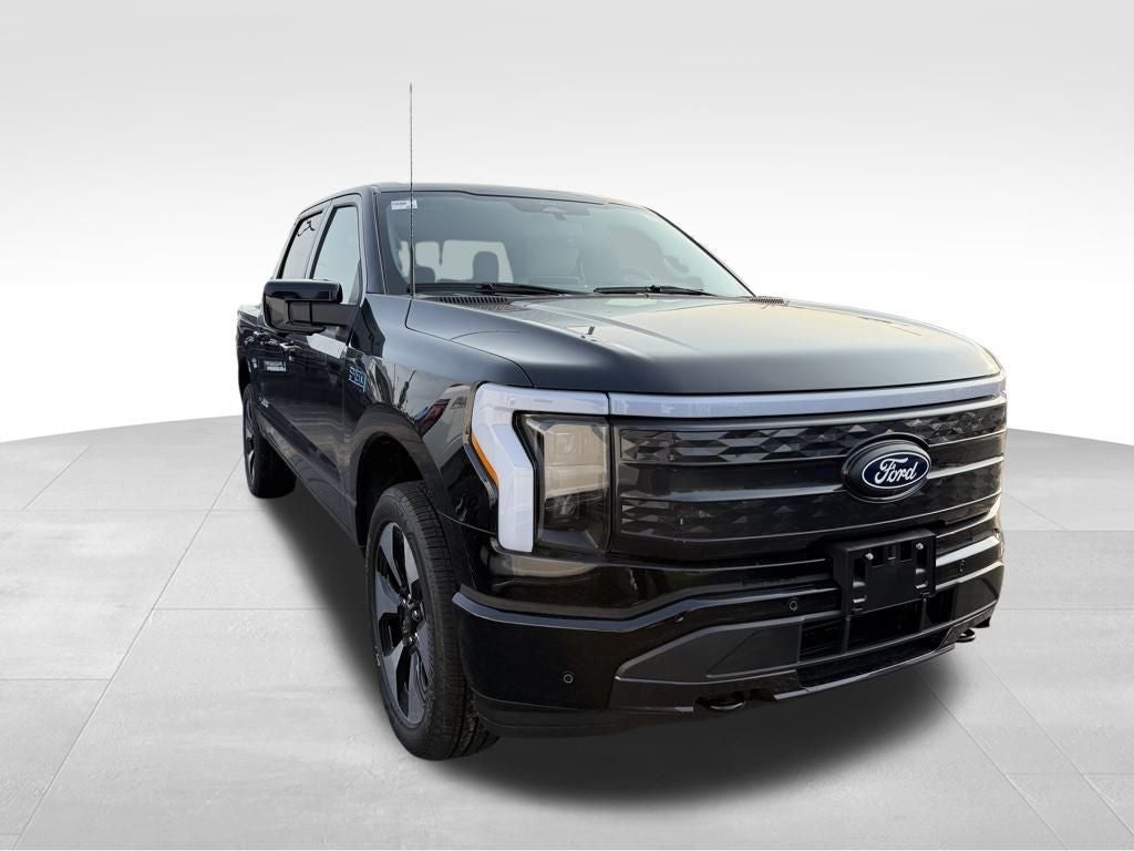 2025 Ford F-150 Lightning Platinum