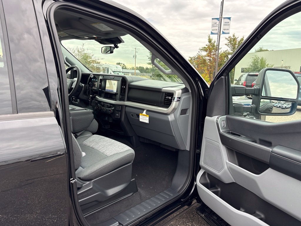 2027 Ford F-250SD F-250® XLT