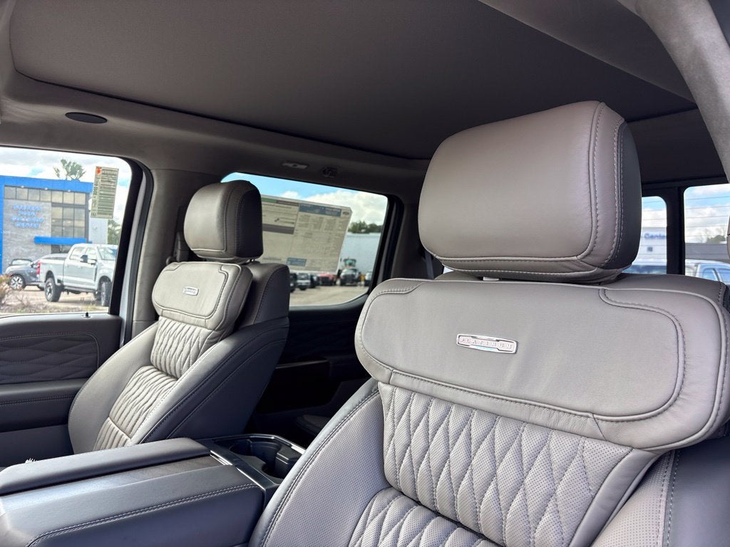 2027 Ford F-250SD F-250® Platinum®