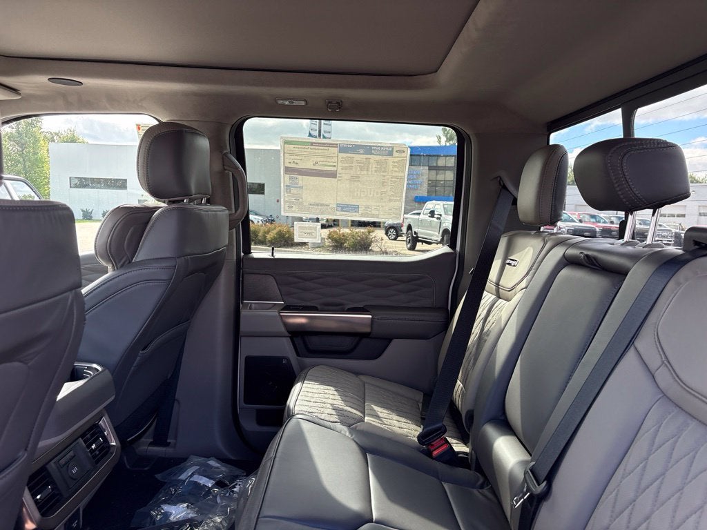 2027 Ford F-250SD F-250® Platinum®