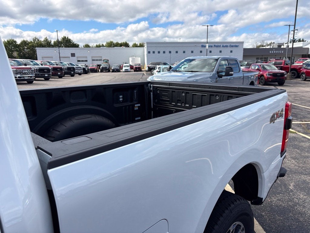 2027 Ford F-250SD F-250® Platinum®