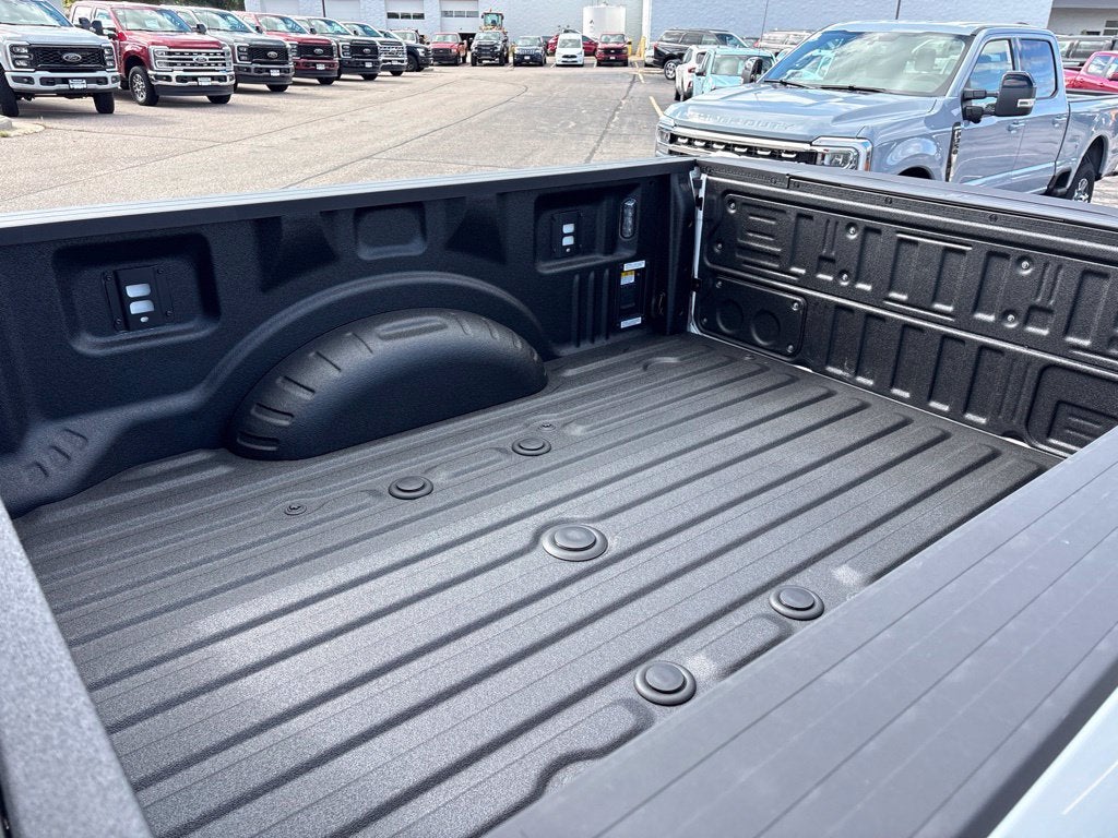 2027 Ford F-250SD F-250® Platinum®