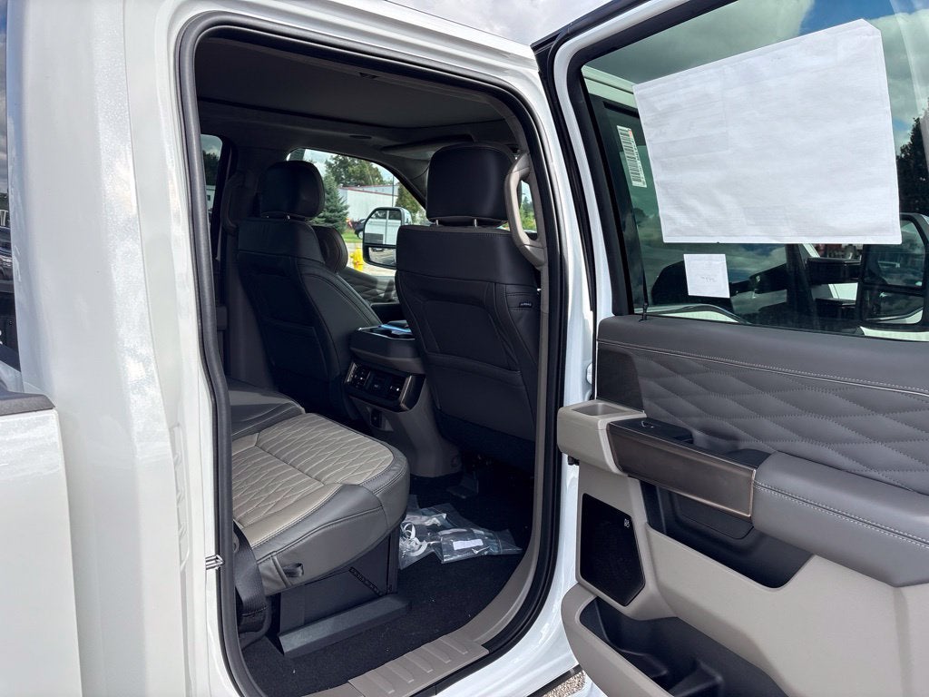 2027 Ford F-250SD F-250® Platinum®