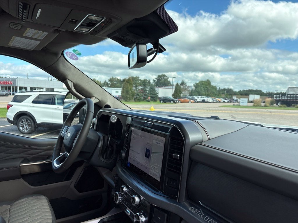 2027 Ford F-250SD F-250® Platinum®