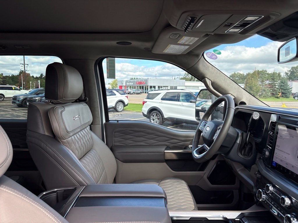 2027 Ford F-250SD F-250® Platinum®