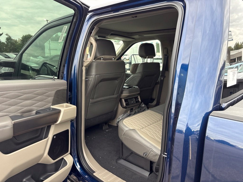 2027 Ford F-250SD F-250® Platinum®