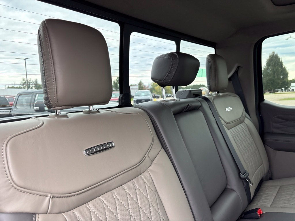 2027 Ford F-250SD F-250® Platinum®