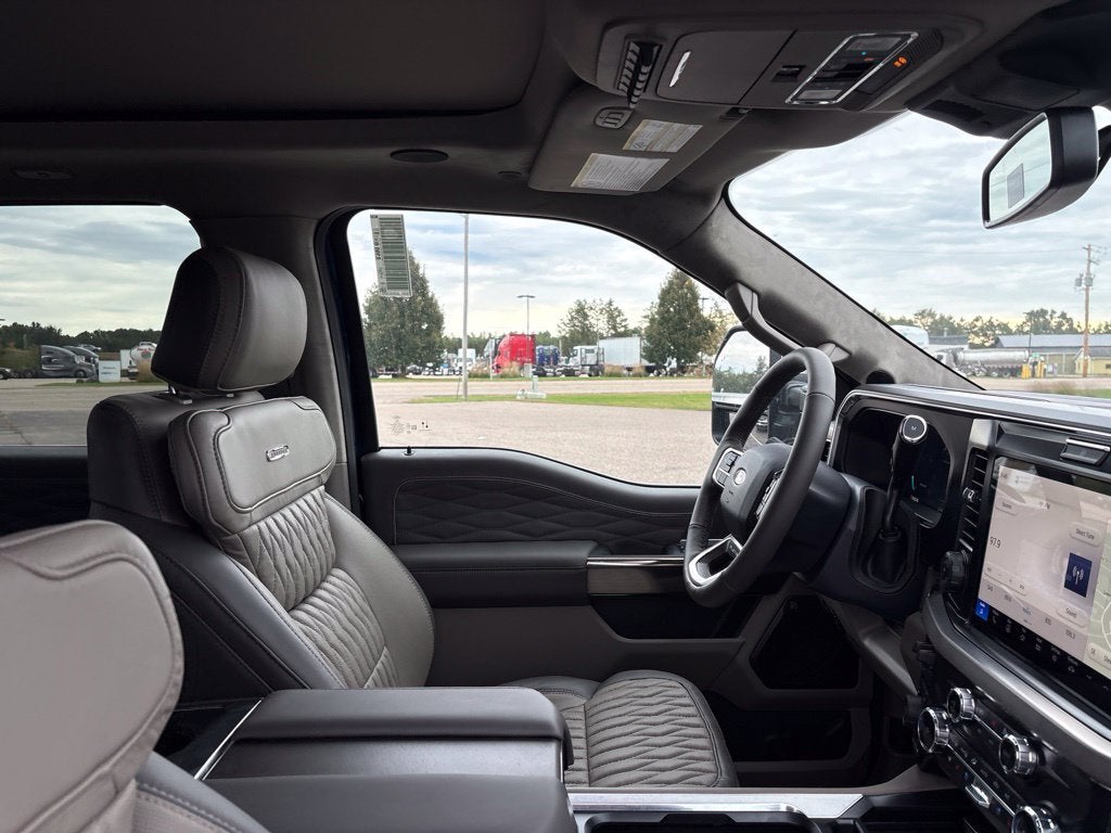 2027 Ford F-250SD F-250® Platinum®