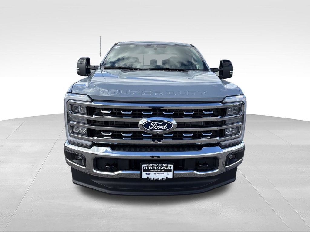 2027 Ford F-350SD F-350® Lariat®
