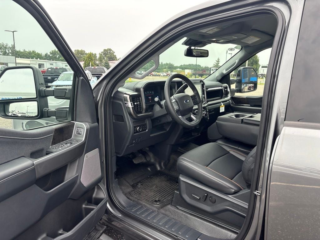 2026 Ford F-350SD F-350® Lariat®