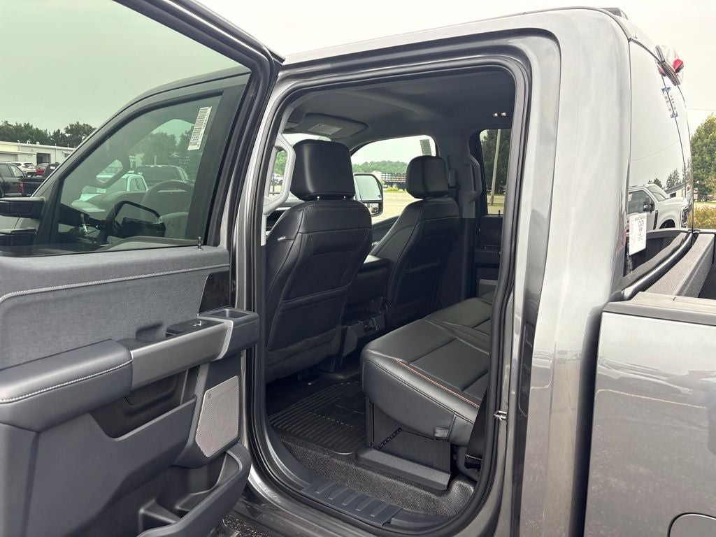 2026 Ford F-350SD F-350® Lariat®