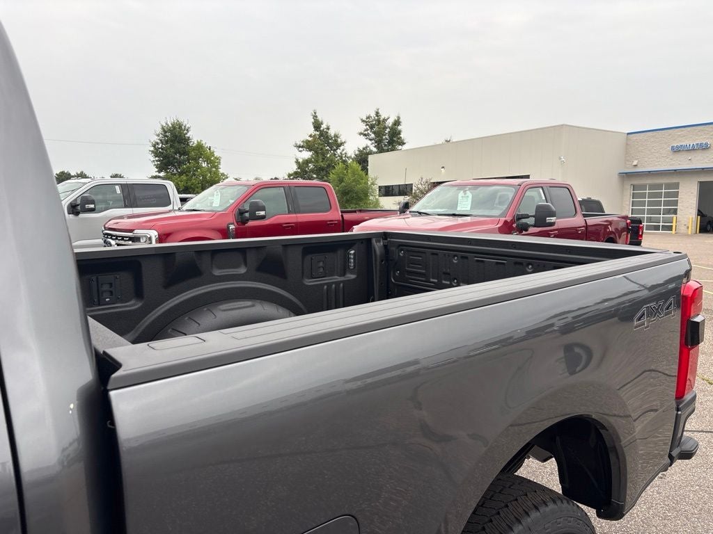 2026 Ford F-350SD F-350® Lariat®