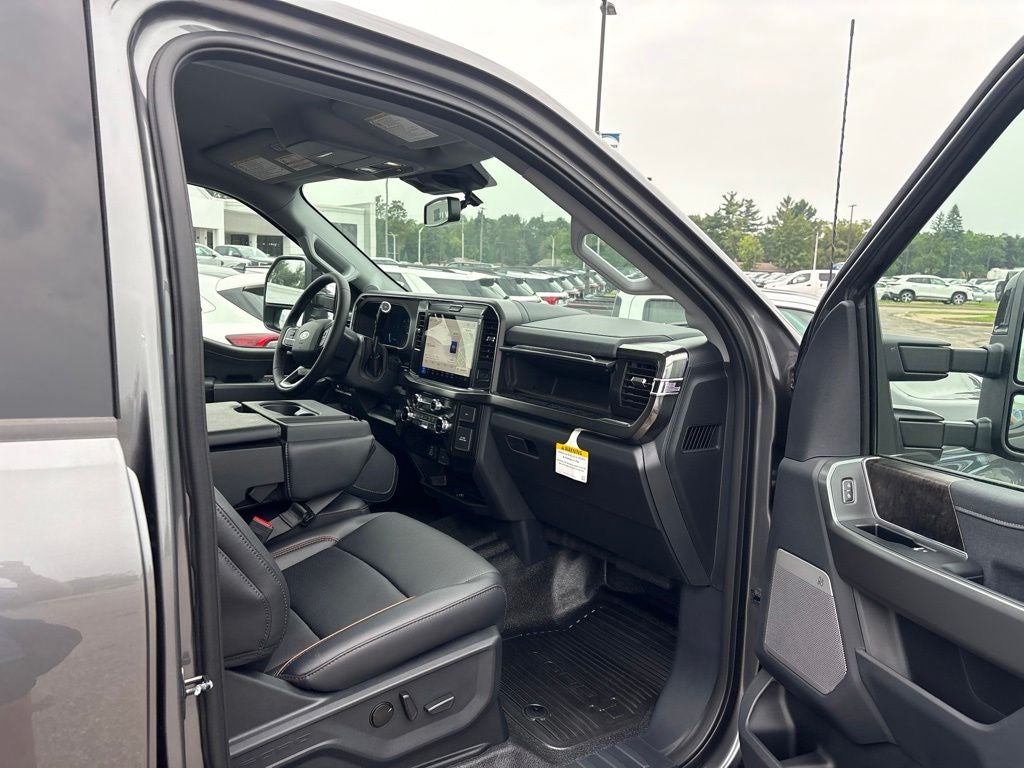 2026 Ford F-350SD F-350® Lariat®