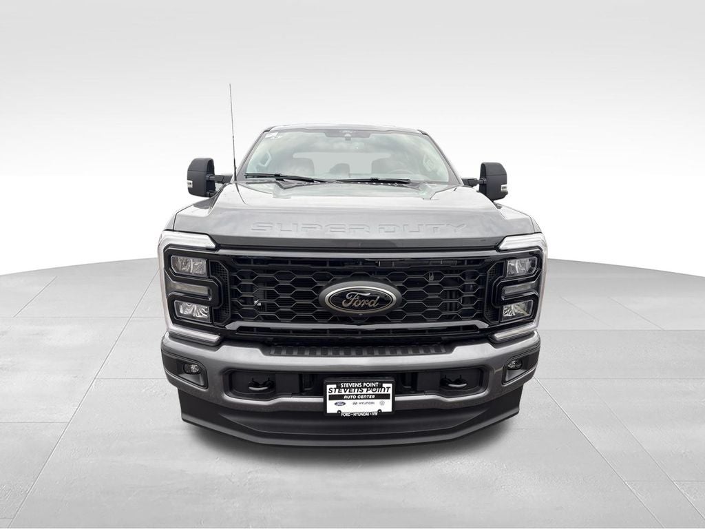 2026 Ford F-350SD F-350® Lariat®