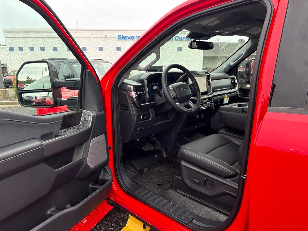 2026 Ford F-350SD F-350® Lariat®