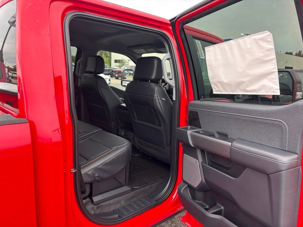 2026 Ford F-350SD F-350® Lariat®
